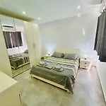 Cosy Seaside Apt, 200m From The Seafront Lägenhet *
