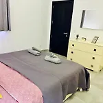 Lägenhet Cosy Seaside Apt, 200m From The Seafront Gzira