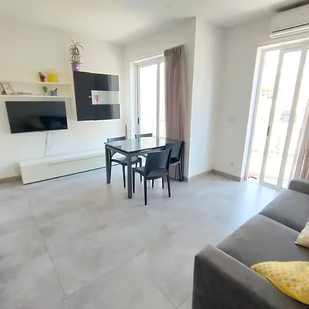 Lägenhet Cosy Seaside Apt, 200m From The Seafront