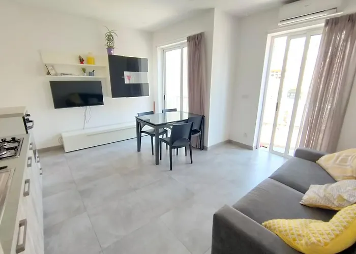 דירה Cosy Seaside Apt, 200m From The Seafront