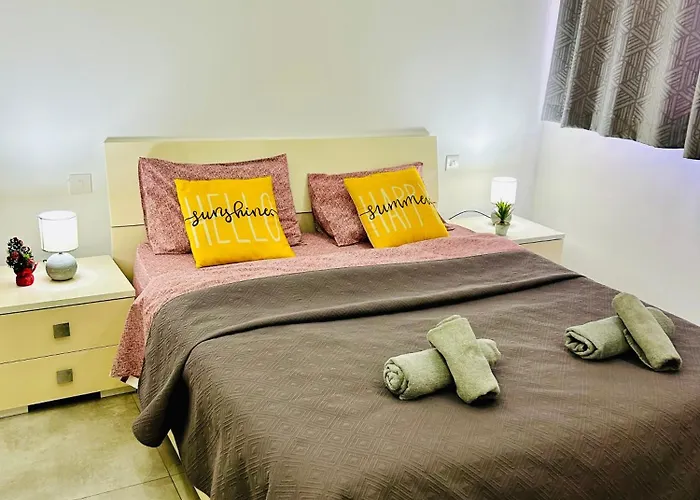 Cosy Seaside Apt, 200m From The Seafront דירה *